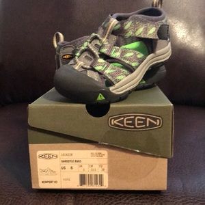 KEEN sandals, NEW IN BOX